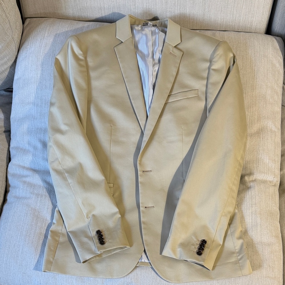 Express Beige Suit Set